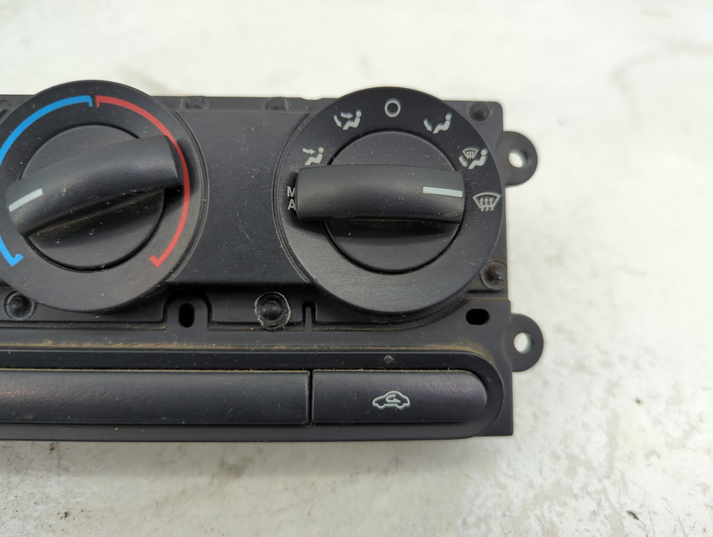 2004-2008 Ford F-150 Climate Control Module Temperature AC/Heater Replacement P/N:4L3H-19808-AG Fits Fits 2004 2005 2006 200