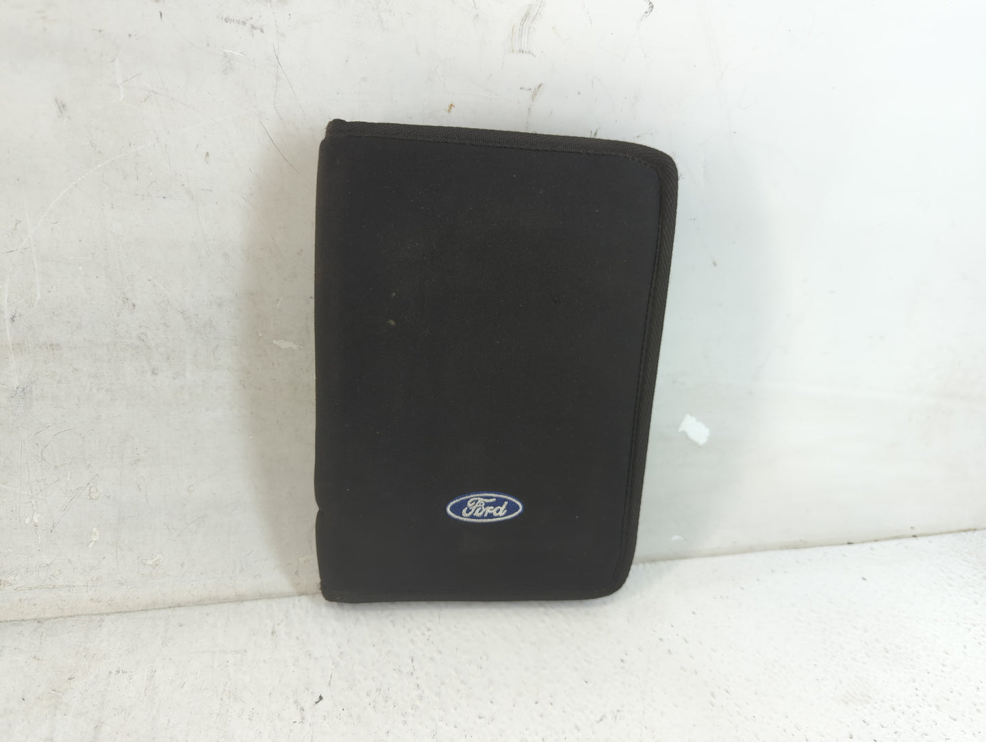 2004 Ford F-150 Owners Manual Book Guide P/N:4L3J-19A321-ED OEM Used Auto Parts - Oemusedautoparts1.com