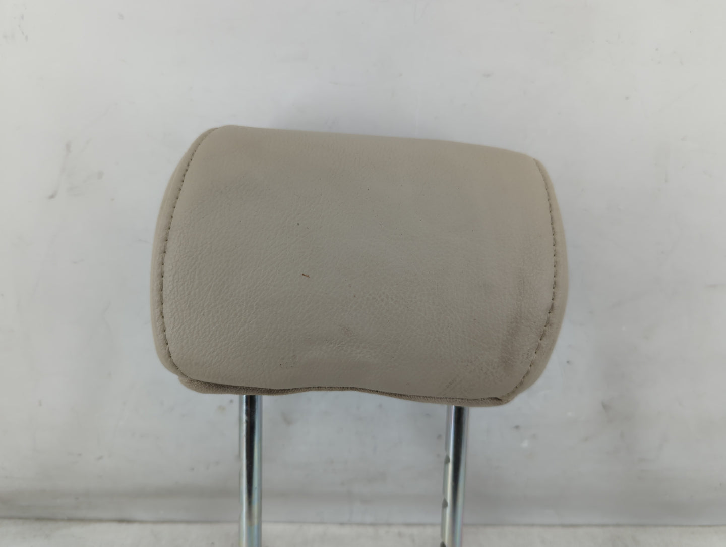 2004 Ford F-150 Headrest Head Rest Rear Seat Fits OEM Used Auto Parts - Oemusedautoparts1.com