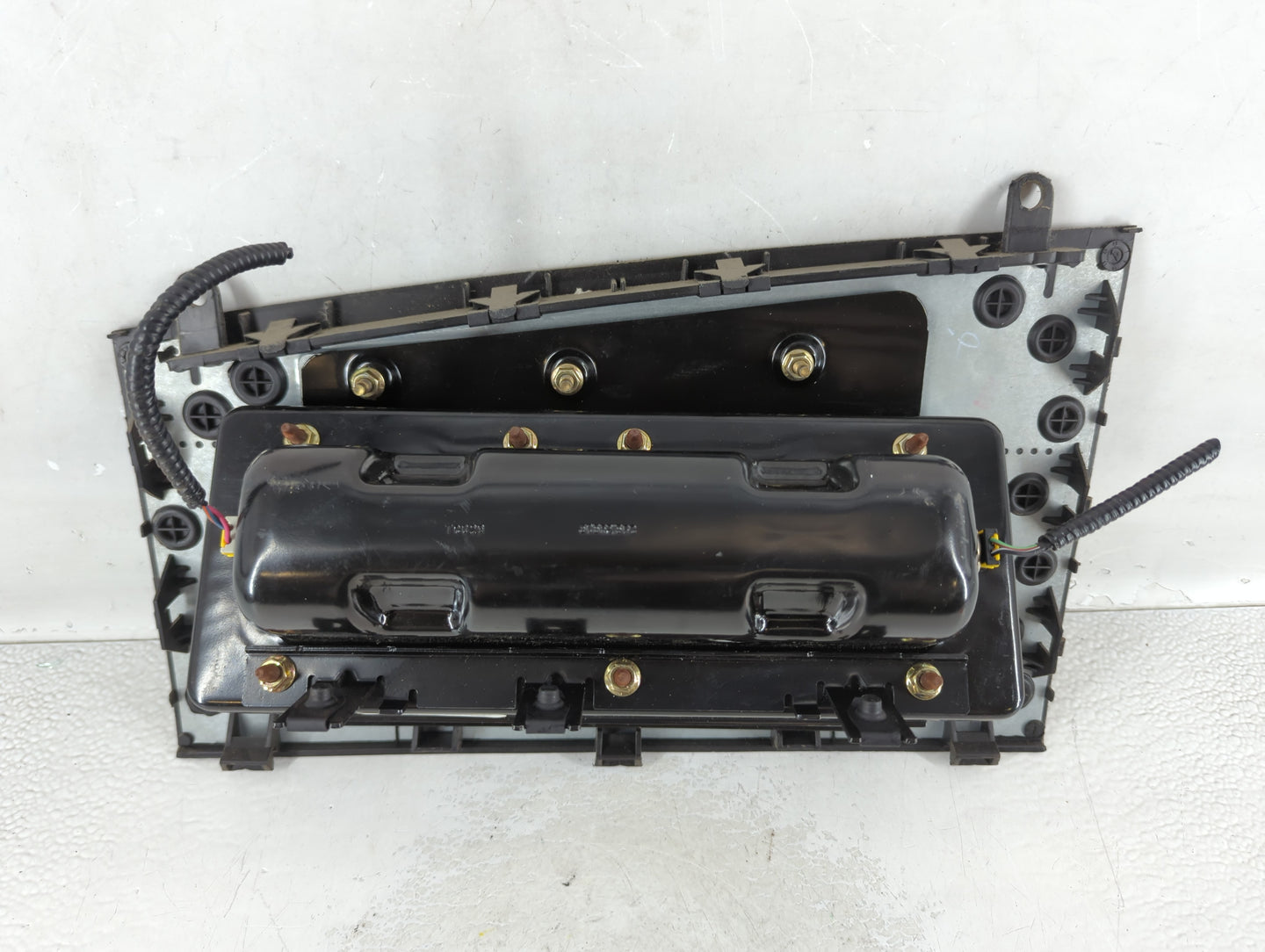 2004 Ford F-150 Air Bag Passenger Right Dashboard OEM P/N:4L34 15044R74 BU33TC Fits OEM Used Auto Parts - Oemusedautoparts1.
