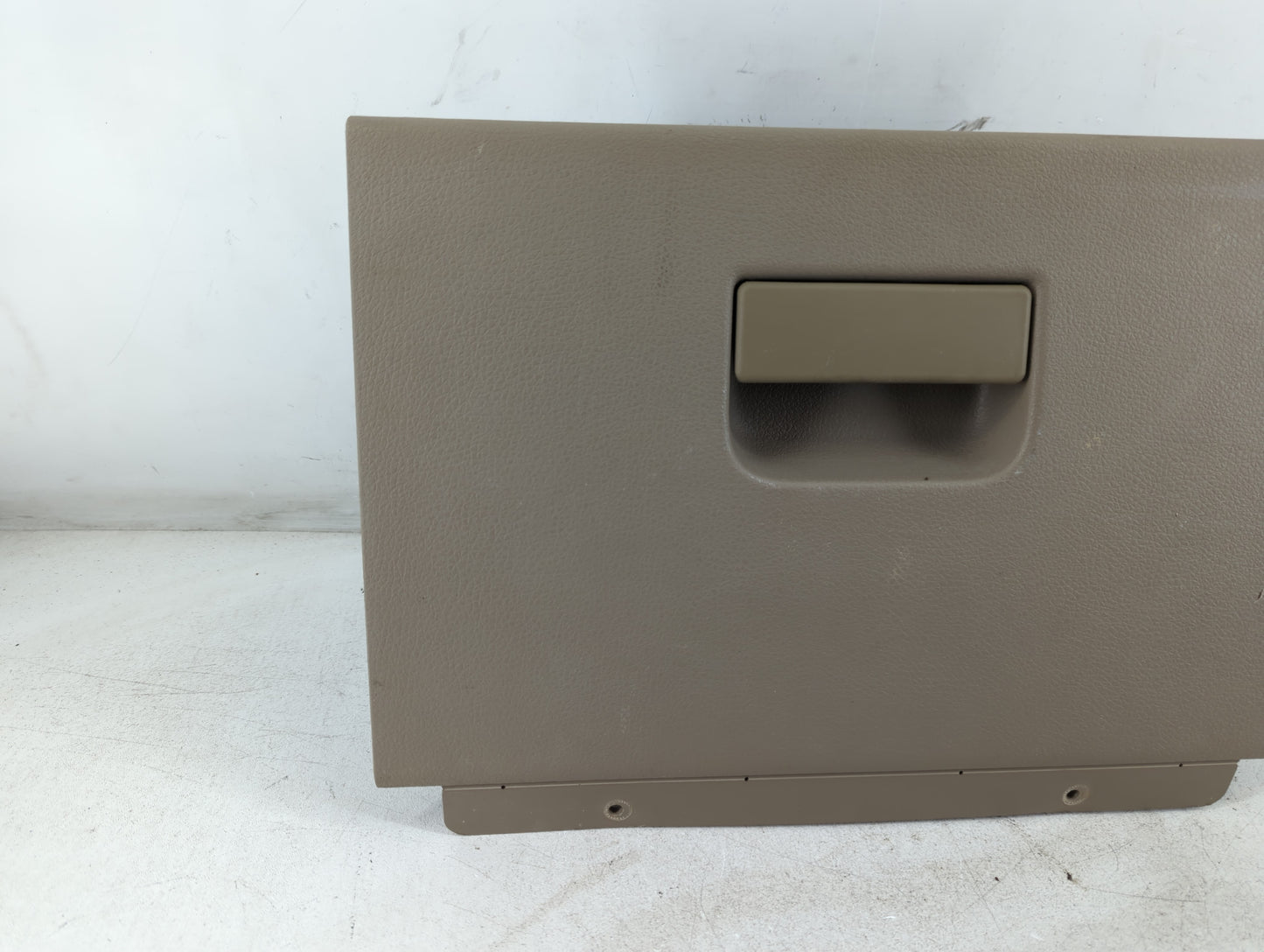 2004 Ford F-150 Passenger Glove Box Door Storage Compartment 936790 - Oemusedautoparts1.com
