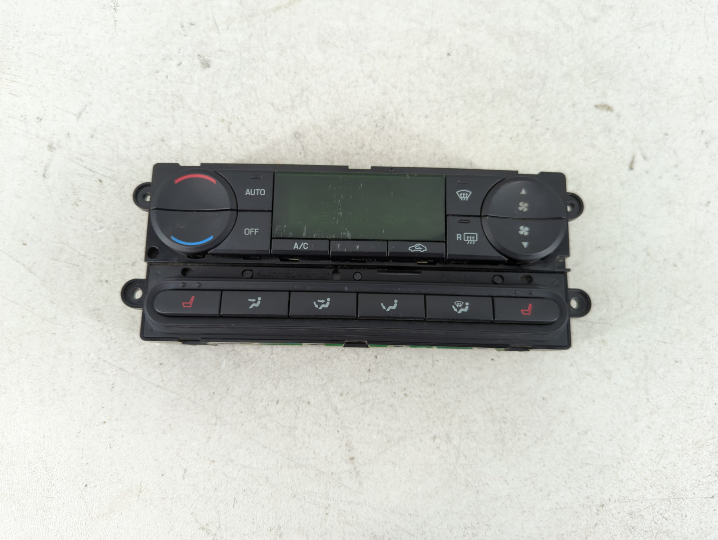 2004 Ford F-150 Climate Control Module Temperature AC/Heater Replacement P/N:49DF1RDB00 4L34-18C612- Fits OEM Used Auto Part