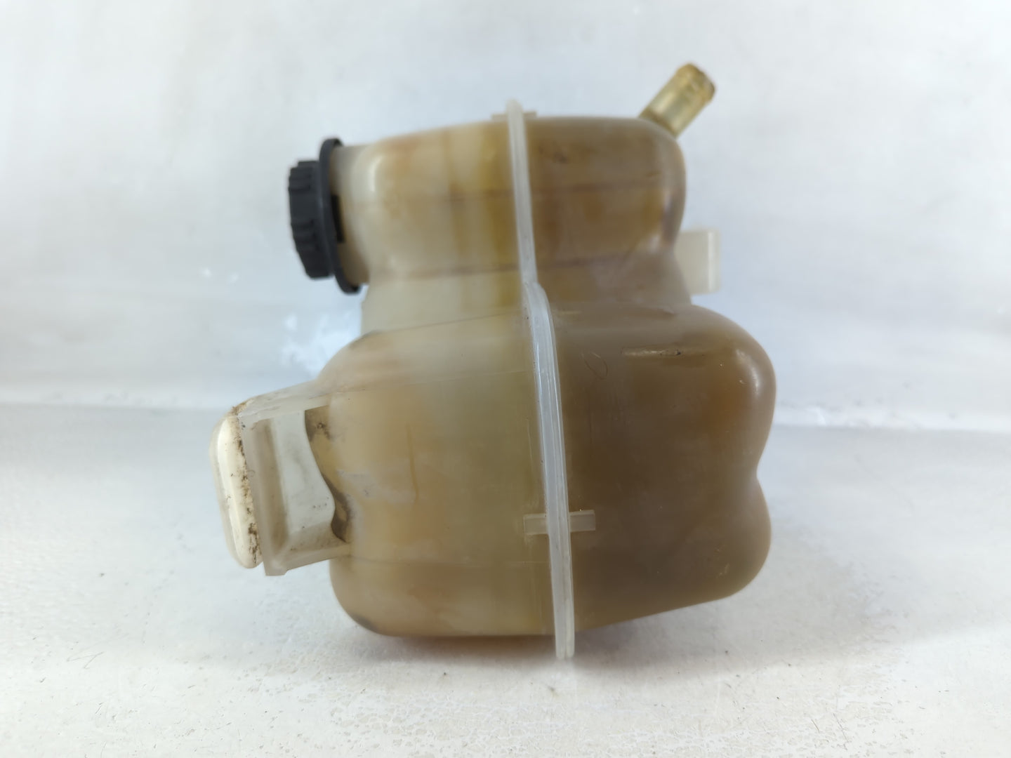 2004 Ford F-150 Radiator Coolant Overflow Expansion Tank Bottle - Oemusedautoparts1.com