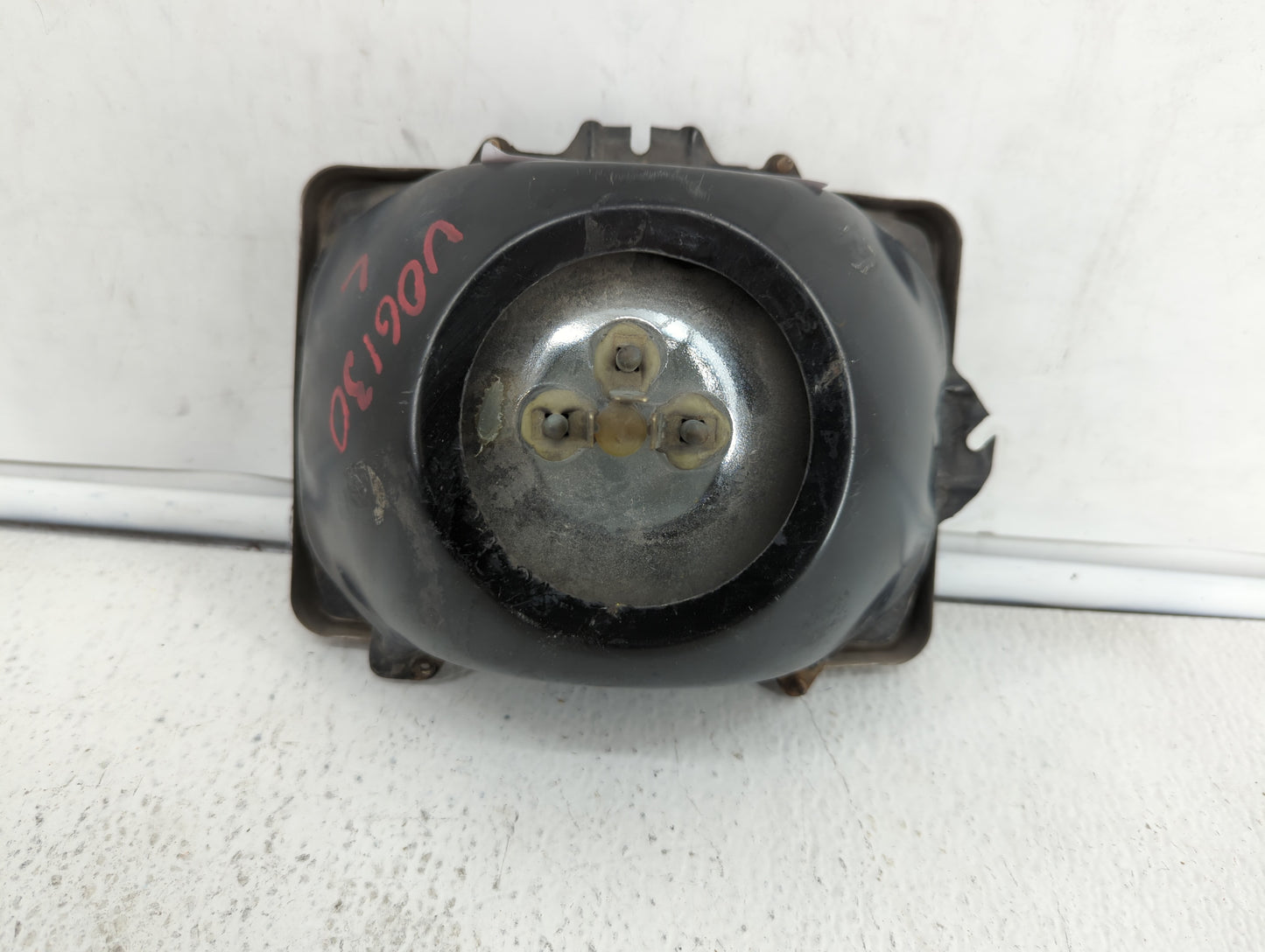 Ford F-250 Passenger Right Oem Head Light Headlight Lamp - Oemusedautoparts1.com