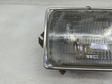 2004 Ford F-250 Super Duty Passenger Right Oem Head Light Headlight Lamp - Oemusedautoparts1.com