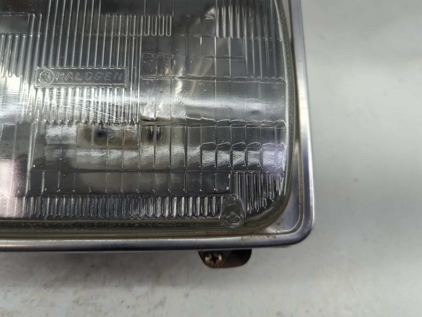 2004 Ford F-250 Super Duty Passenger Right Oem Head Light Headlight Lamp - Oemusedautoparts1.com