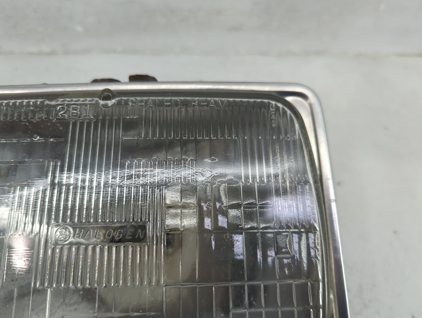 2004 Ford F-250 Super Duty Passenger Right Oem Head Light Headlight Lamp - Oemusedautoparts1.com
