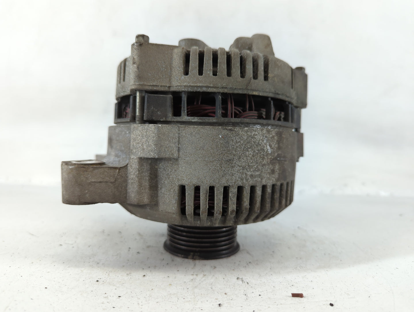 2003-2004 Ford F-250 Super Duty Alternator Replacement Generator Charging Assembly Engine OEM P/N:F77U-10316-AA Fits OEM Use