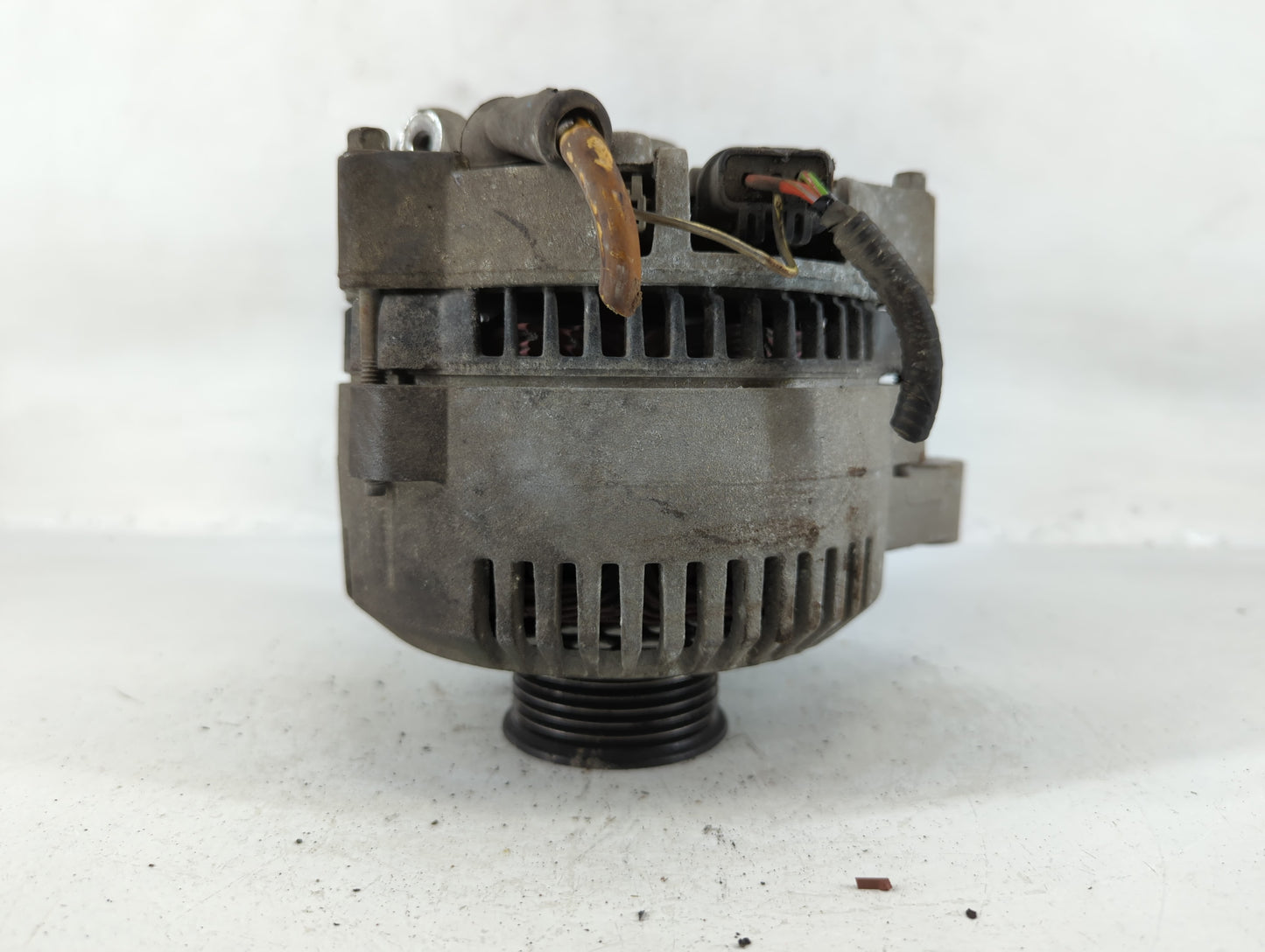 2003-2004 Ford F-250 Super Duty Alternator Replacement Generator Charging Assembly Engine OEM P/N:F77U-10316-AA Fits OEM Use