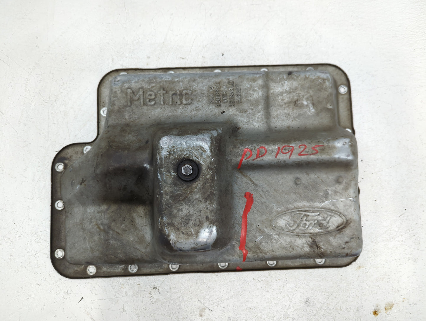 1999-2010 Ford F-250 Super Duty Engine Oil Pan Fits Fits 1999 2000 2001 2002 2003 2004 2005 2008 2009 2010 OEM Used Auto Par