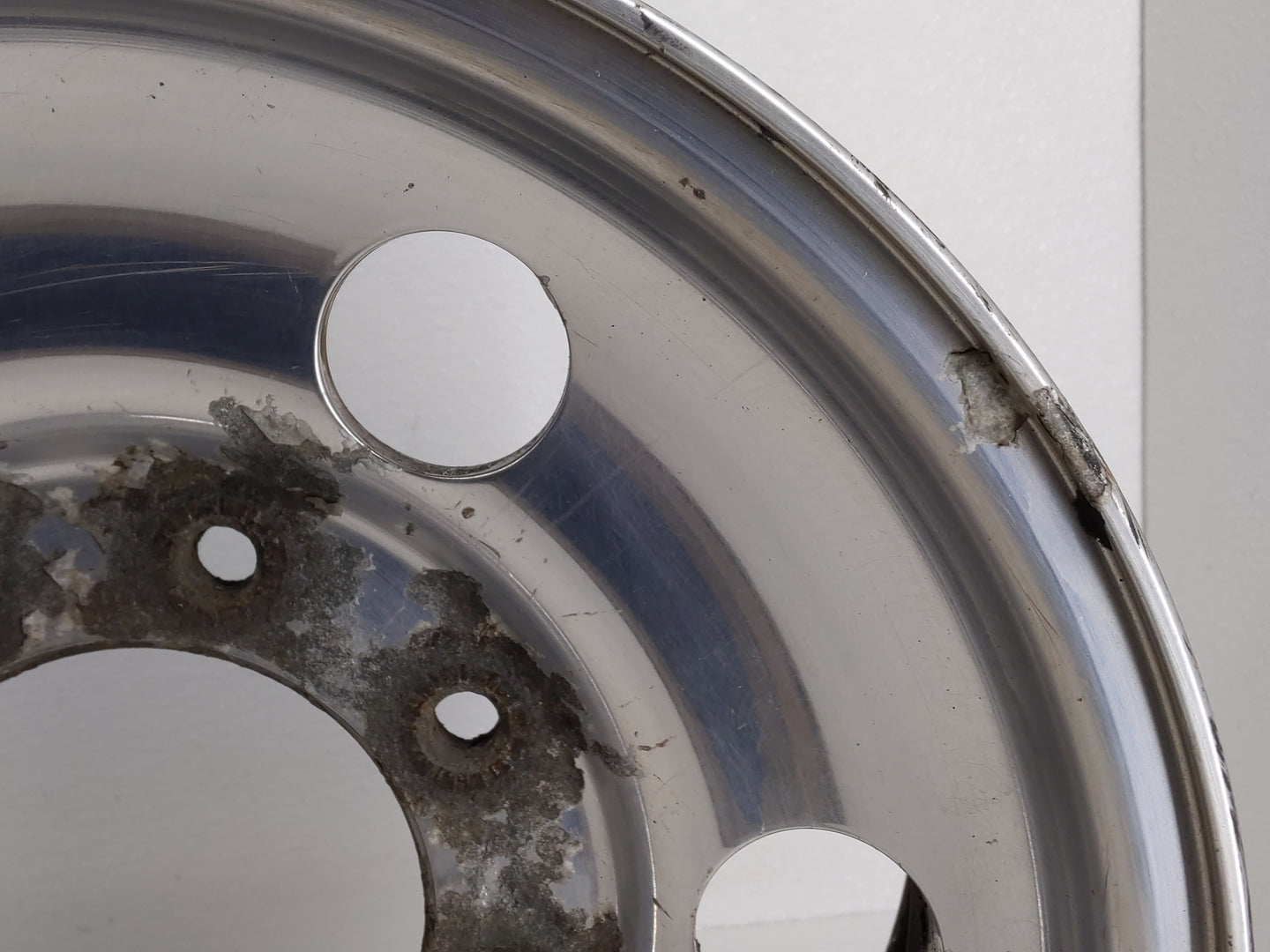 2004-2004 Ford F-250 Super Duty Oem Wheel Rim 803959 - Oemusedautoparts1.com