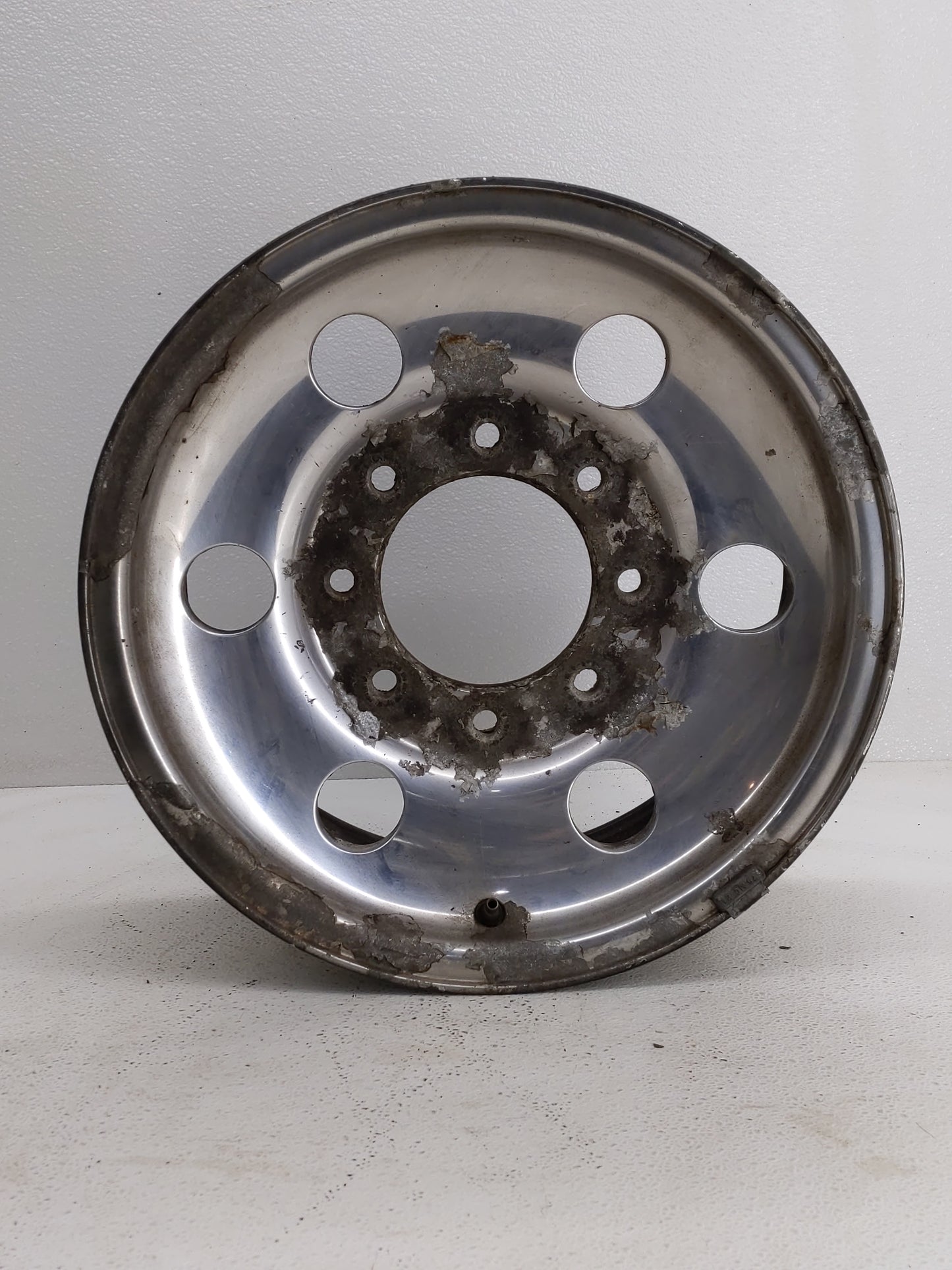 2004-2004 Ford F-250 Super Duty Oem Wheel Rim 819106 - Oemusedautoparts1.com