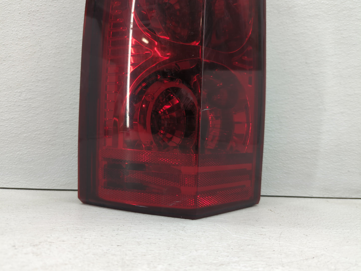 1999-2022 Ford F-350 Super Duty Tail Light Assembly Passenger Right OEM P/N:55396459AH Fits OEM Used Auto Parts - Oemusedaut