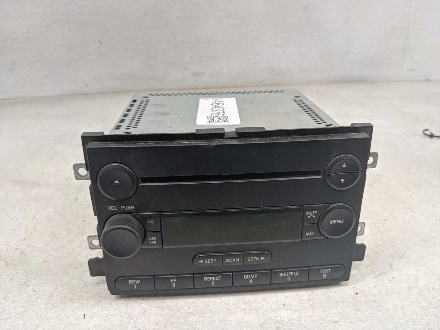 2004 Ford F150 Radio AM FM Cd Player Receiver Replacement P/N:4L3T-18C869-BD Fits OEM Used Auto Parts - Oemusedautoparts1.co
