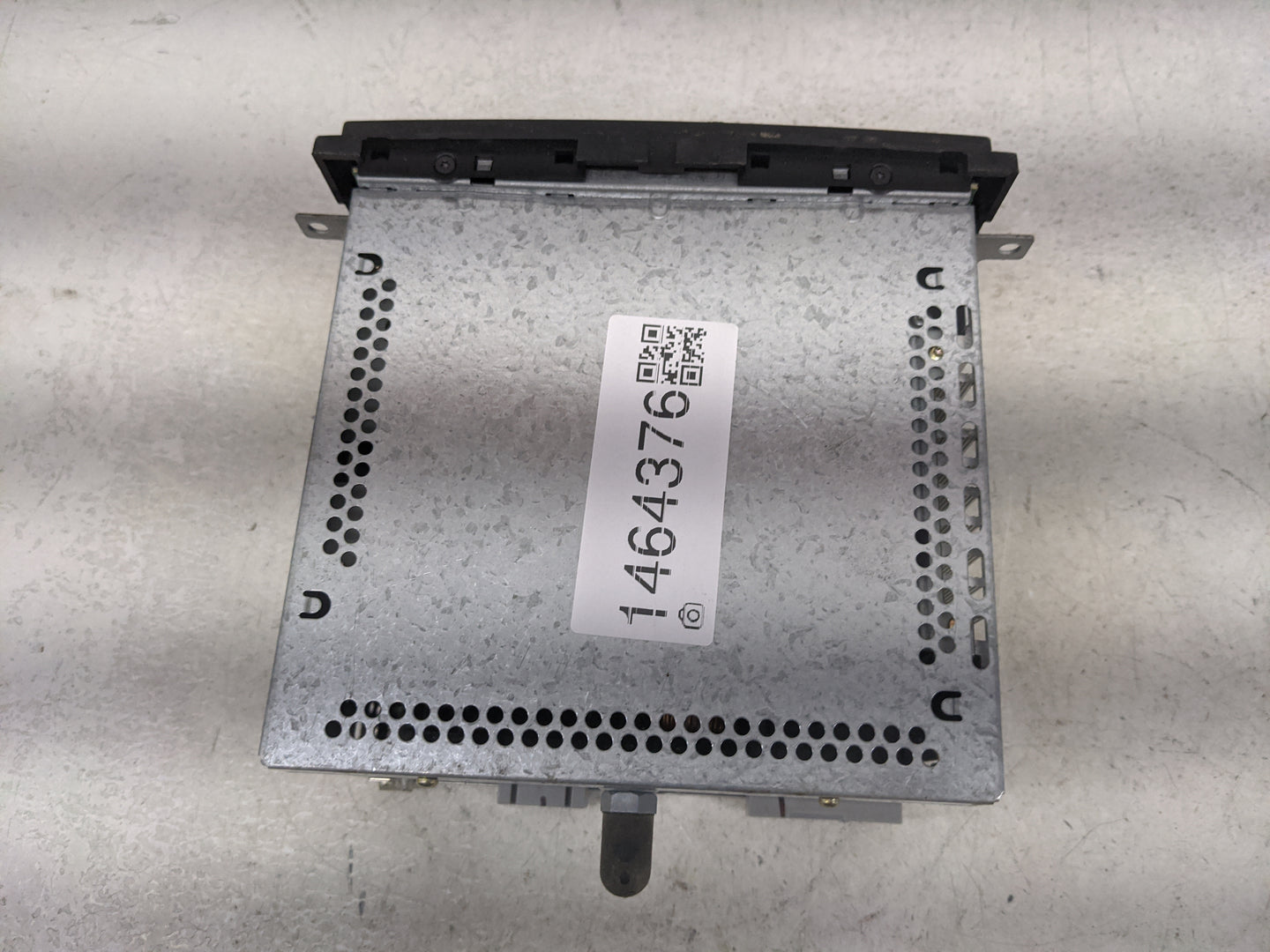 2004 Ford F150 Radio AM FM Cd Player Receiver Replacement P/N:4L3T-18C869-BD Fits OEM Used Auto Parts - Oemusedautoparts1.co