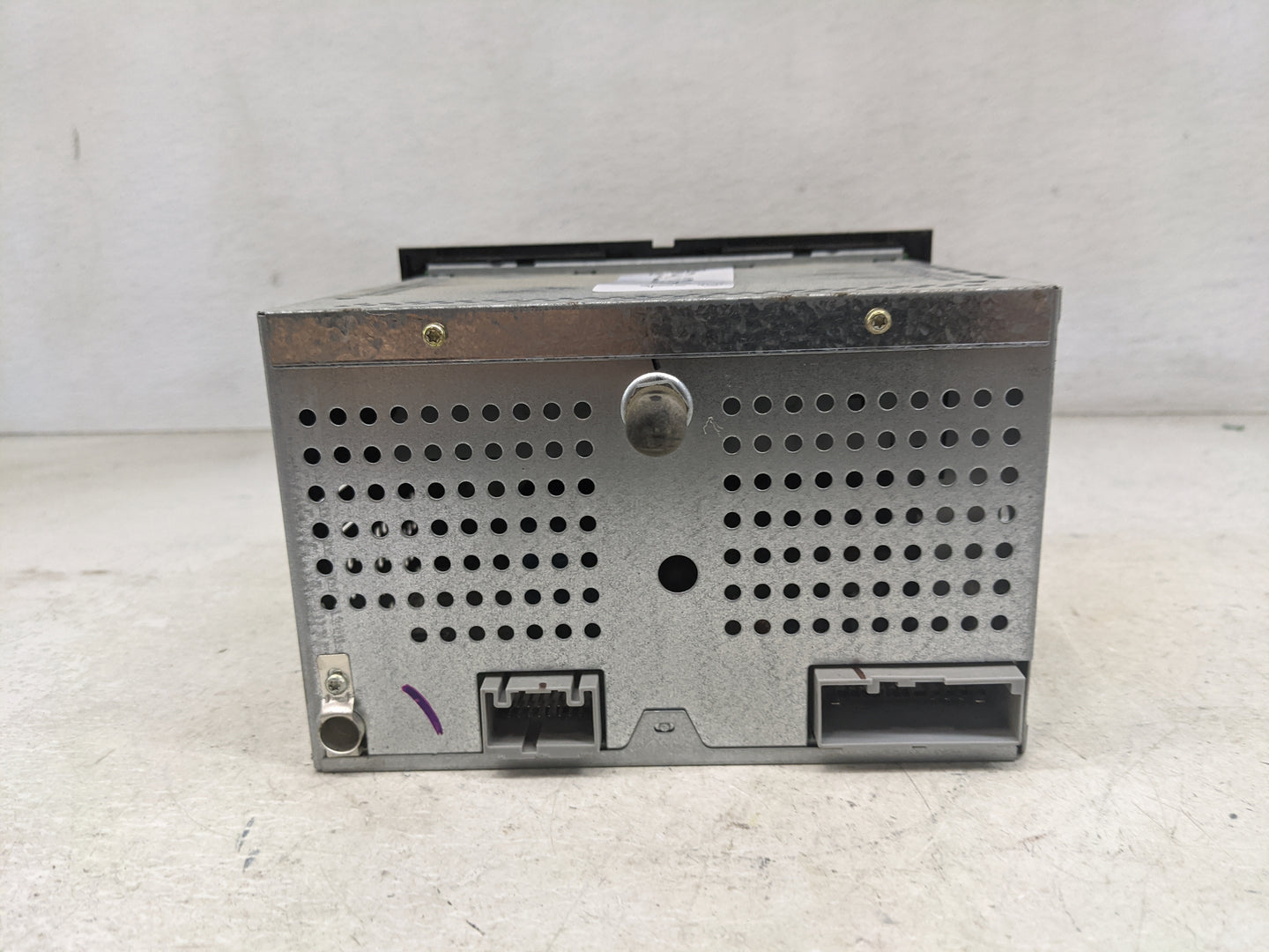 2004 Ford F150 Radio AM FM Cd Player Receiver Replacement P/N:4L3T-18C869-BD Fits OEM Used Auto Parts - Oemusedautoparts1.co