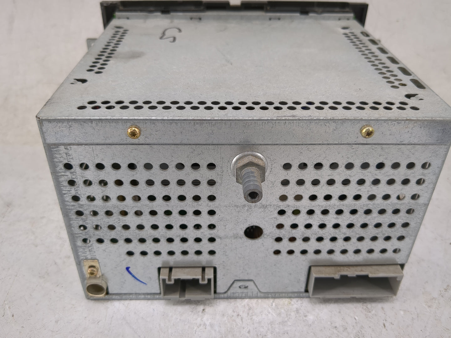 2004 Ford F150 Radio AM FM Cd Player Receiver Replacement P/N:4L3T-18C868-FC YPND033431 Fits Fits 2005 OEM Used Auto Parts -