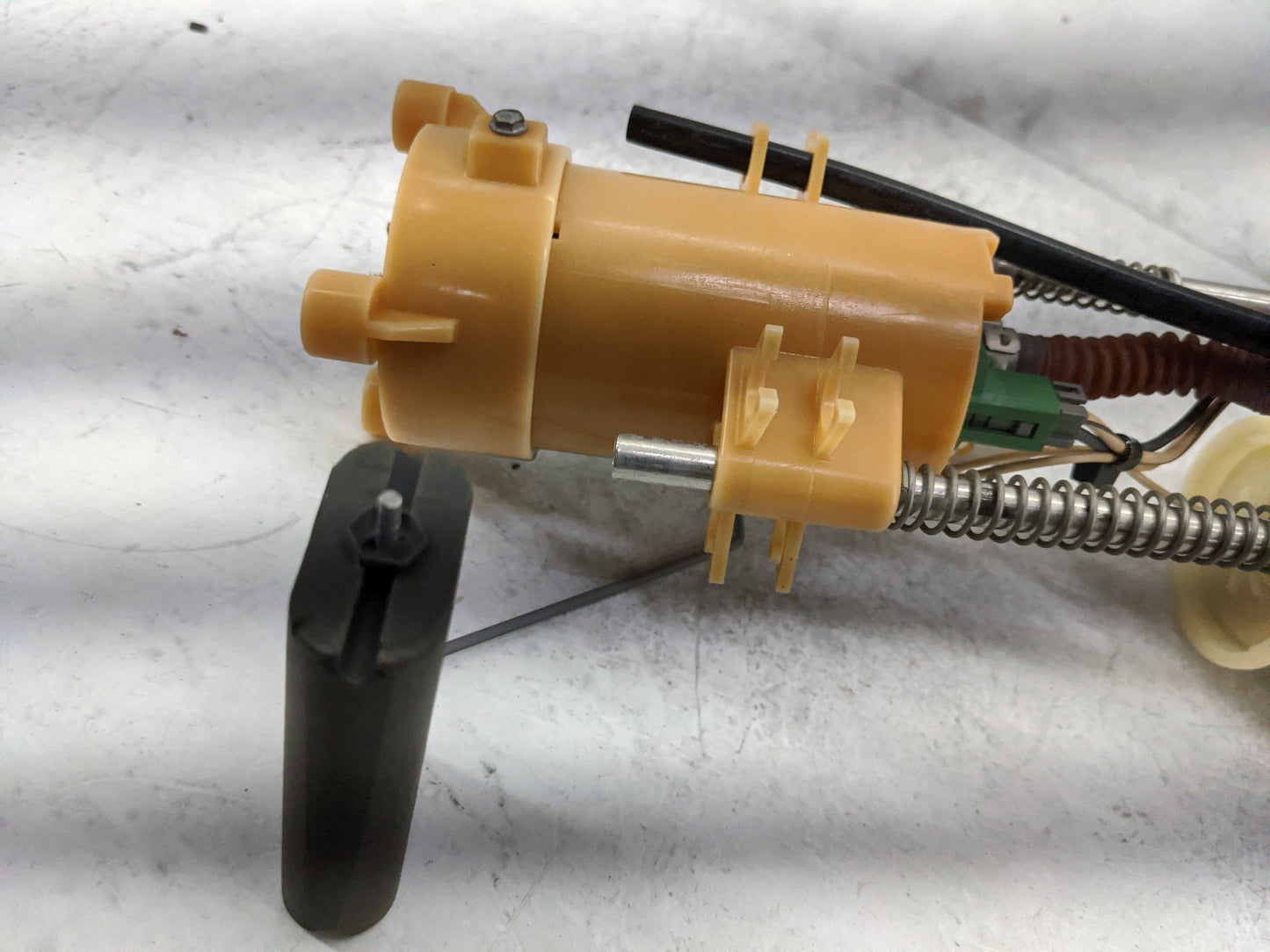 Ford F150 Electrical Gas Fuel Pump Assembly - Oemusedautoparts1.com