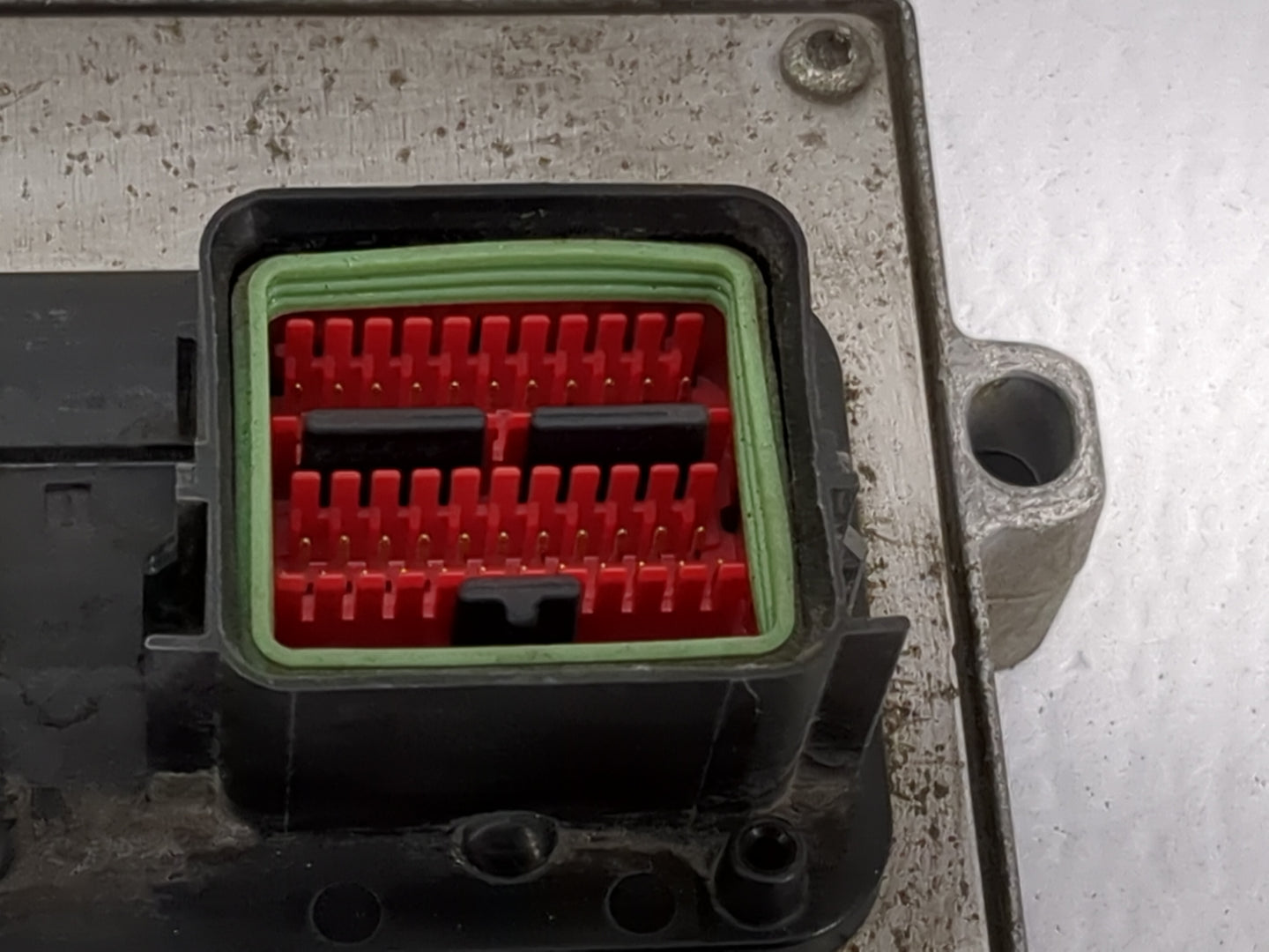 2004 Ford F150 PCM Engine Control Computer ECU ECM PCU OEM P/N:4L3A-12A650-NK 6EXJ28400U6C, 6EXJ284A25 Fits Fits 2005 OEM Us