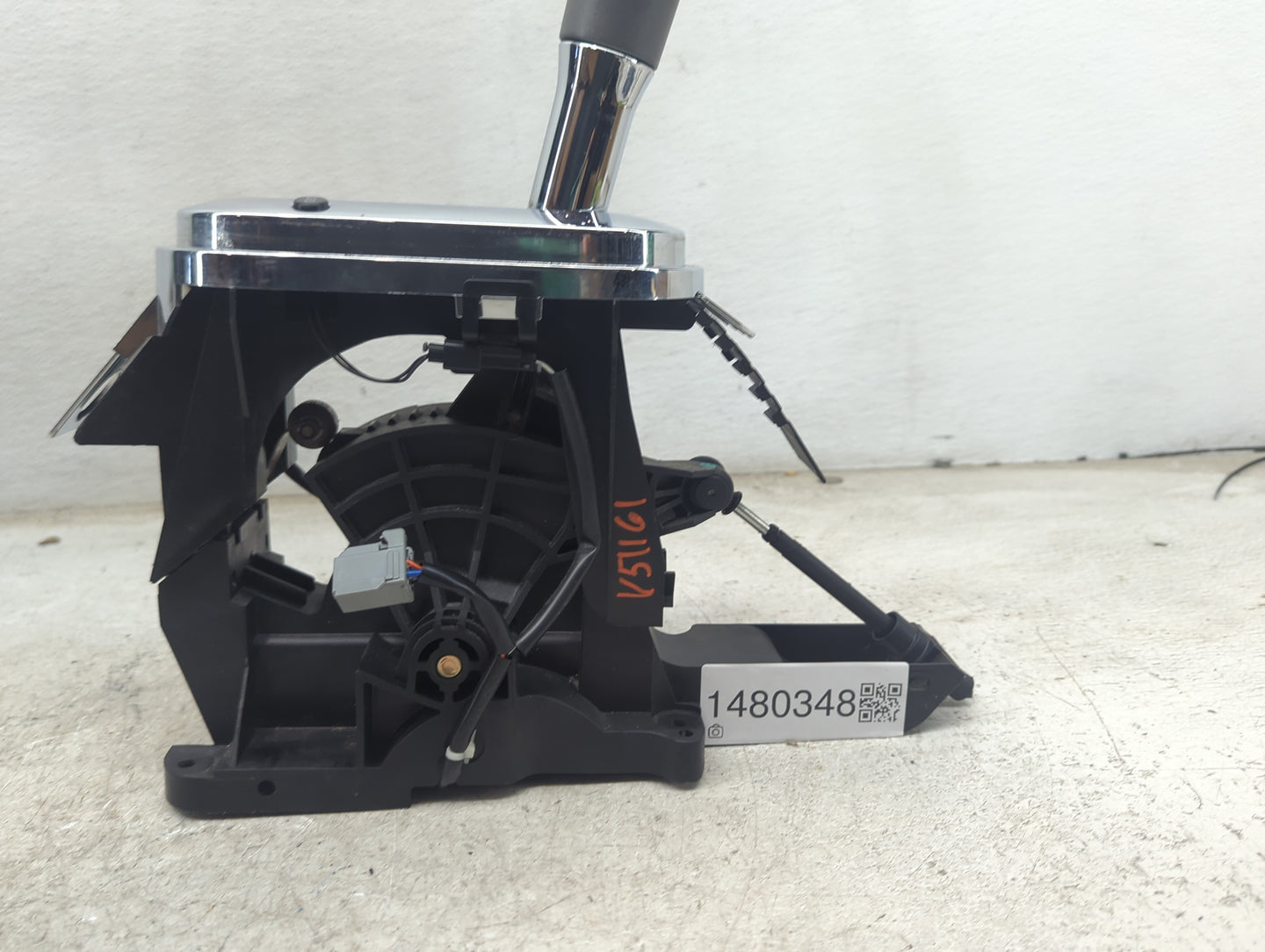2004 Ford F150 Floor Console Assembly Shifter - Oemusedautoparts1.com