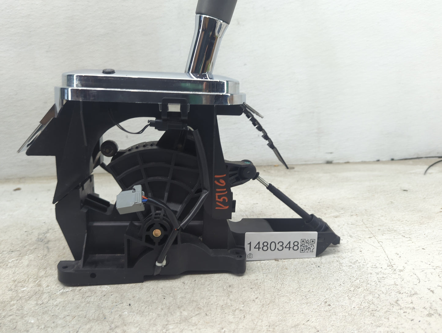 2004 Ford F150 Floor Console Assembly Shifter - Oemusedautoparts1.com