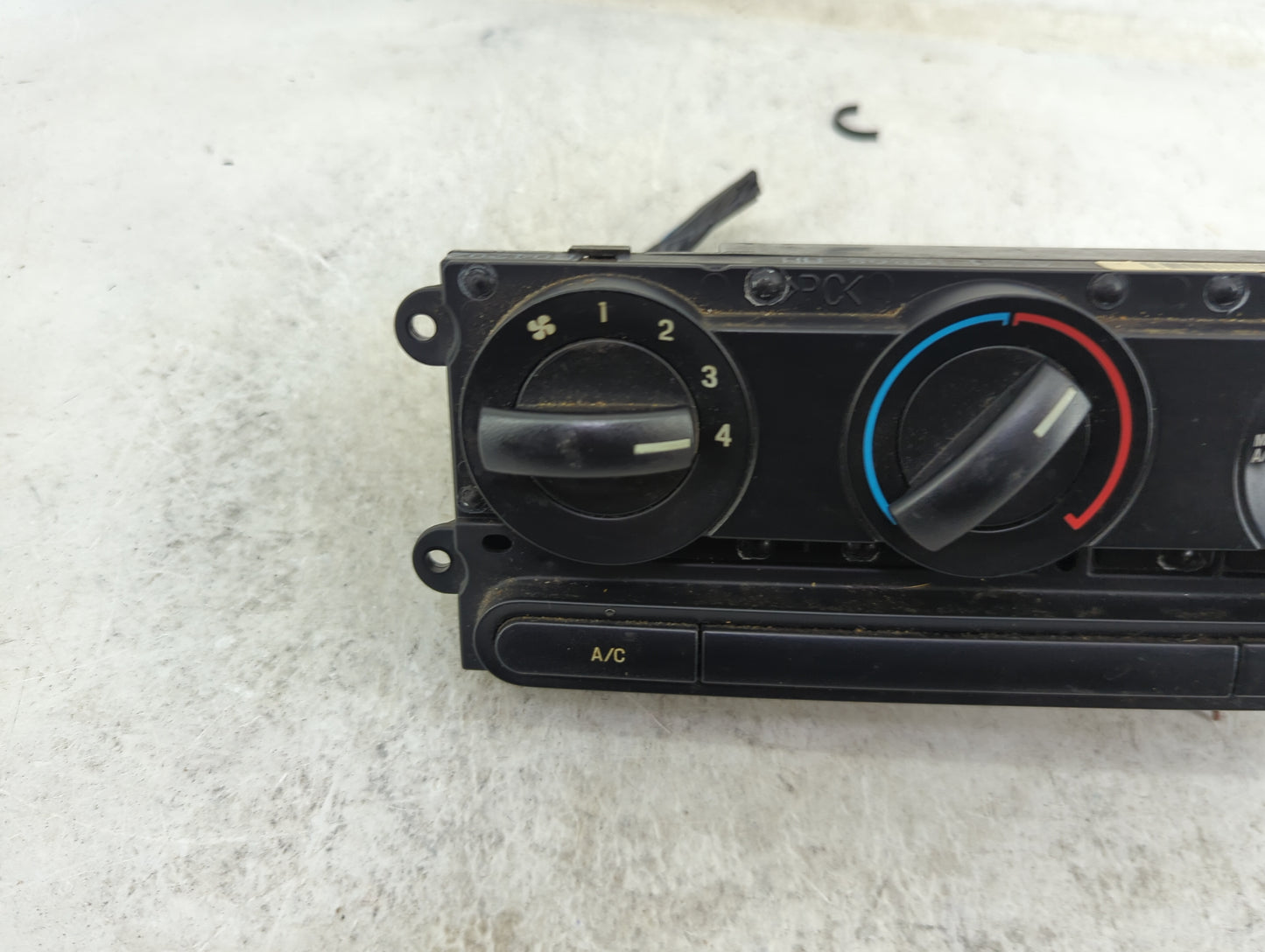 2004 Ford F150 Climate Control Module Temperature AC/Heater Replacement Fits Fits 2005 2006 2007 2008 OEM Used Auto Parts - 