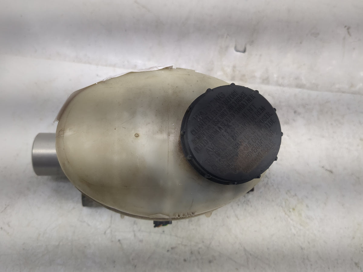 Ford F150 Brake Master Cylinder 1498401 - Oemusedautoparts1.com