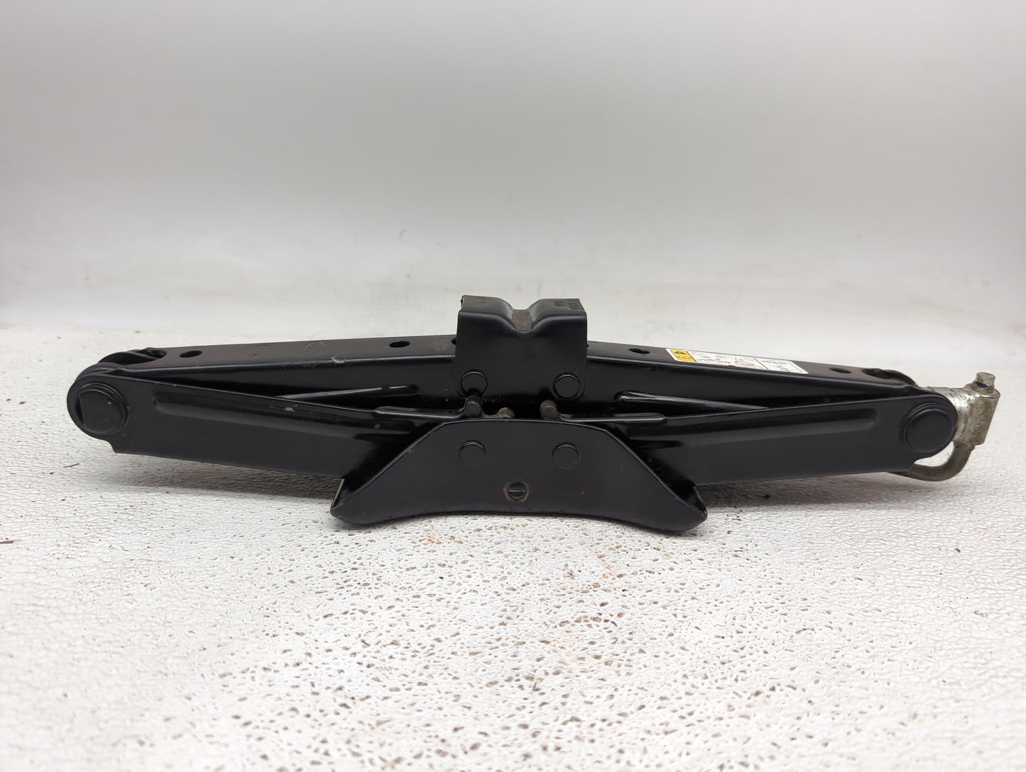 2004 Ford F150 Pickup Spare Scissor Car Jack Black - Oemusedautoparts1.com