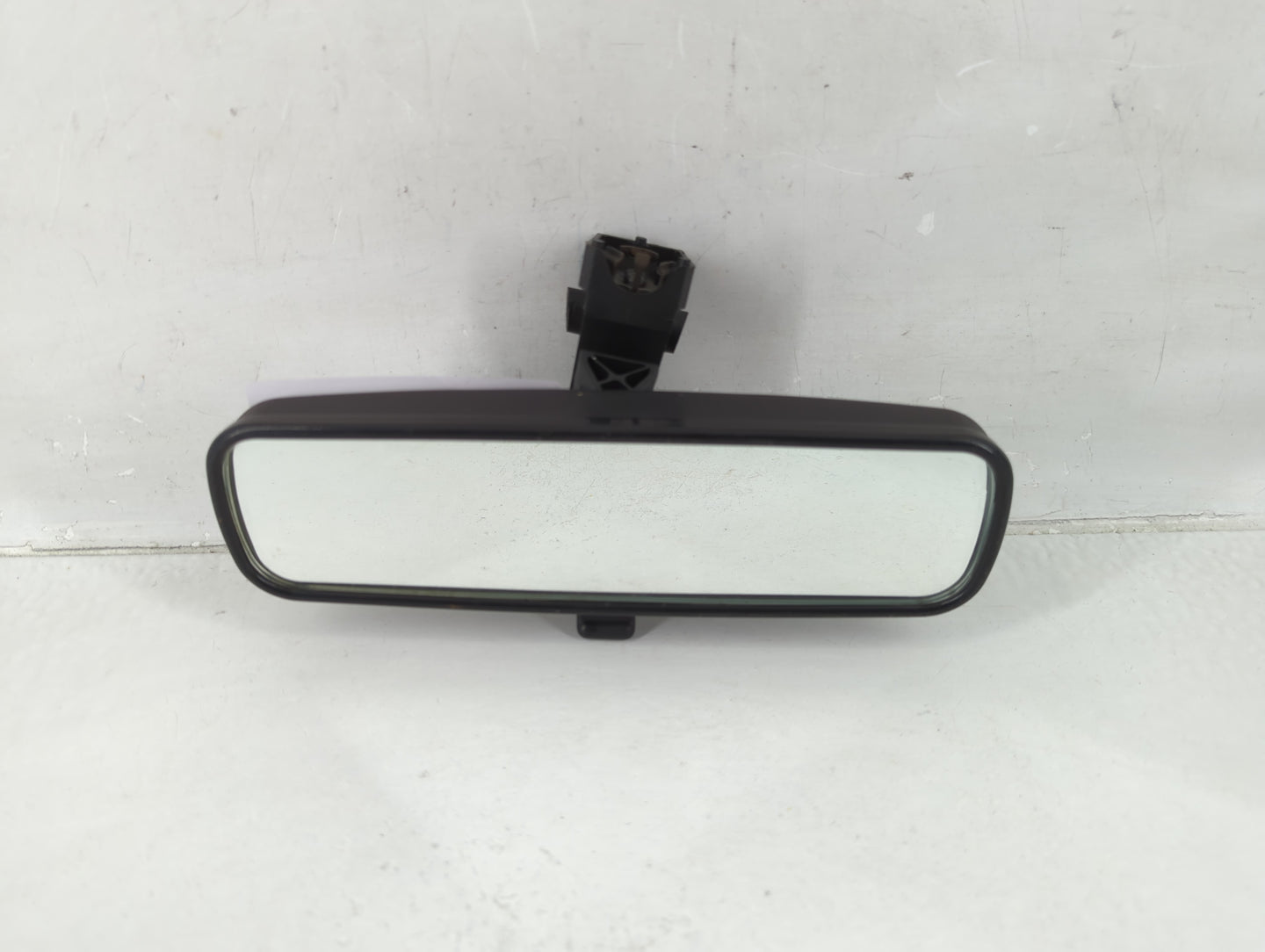 2004 Ford Fiesta Interior Rear View Mirror Replacement OEM P/N:E11015478 Fits OEM Used Auto Parts - Oemusedautoparts1.com