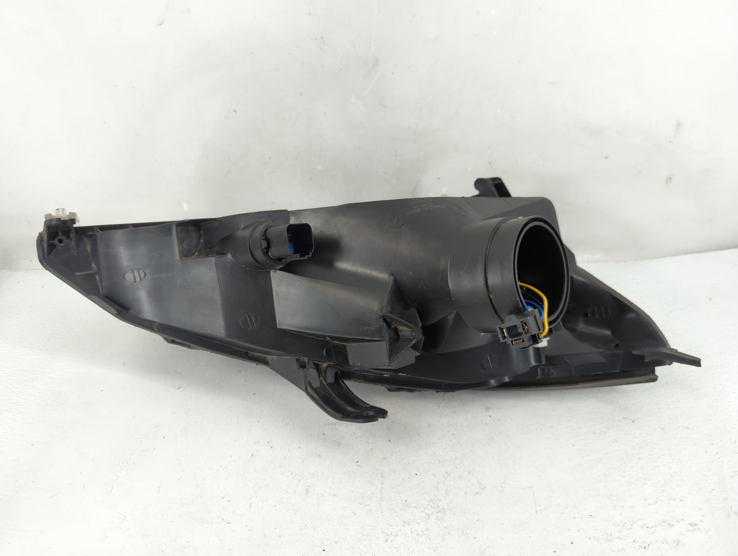 2002-2004 Ford Focus Driver Left Oem Head Light Headlight Lamp - Oemusedautoparts1.com