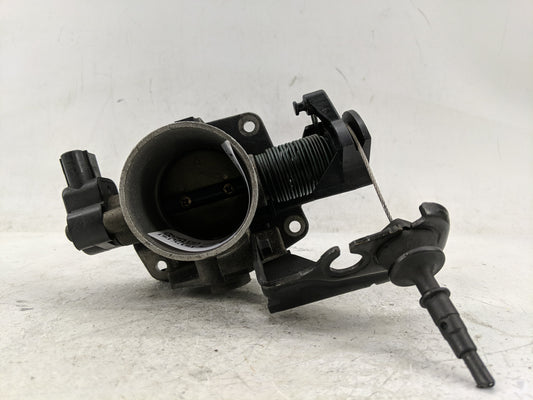 2000-2004 Ford Focus Throttle Body P/N:YS4U-AD YS4U-AE Fits Fits 2000 2001 2002 2003 2004 OEM Used Auto Parts - Oemusedautop