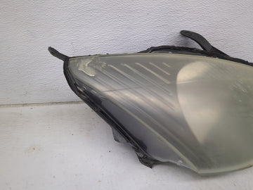 2004 Ford Focus Passenger Right Oem Head Light Headlight Lamp