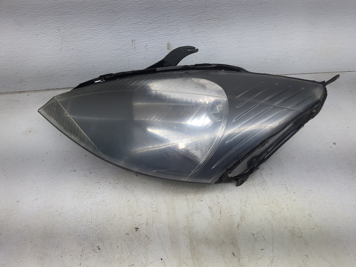 2004 Ford Focus Driver Left Oem Head Light Headlight Lamp 1515444 - Oemusedautoparts1.com