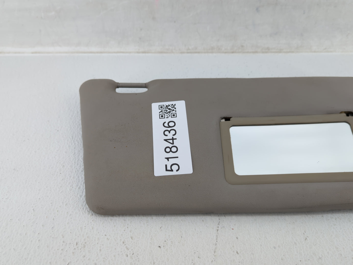 2000-2004 Ford Focus Sun Visor Shade Replacement Passenger Right Mirror Fits Fits 2000 2001 2002 2003 2004 OEM Used Auto Par
