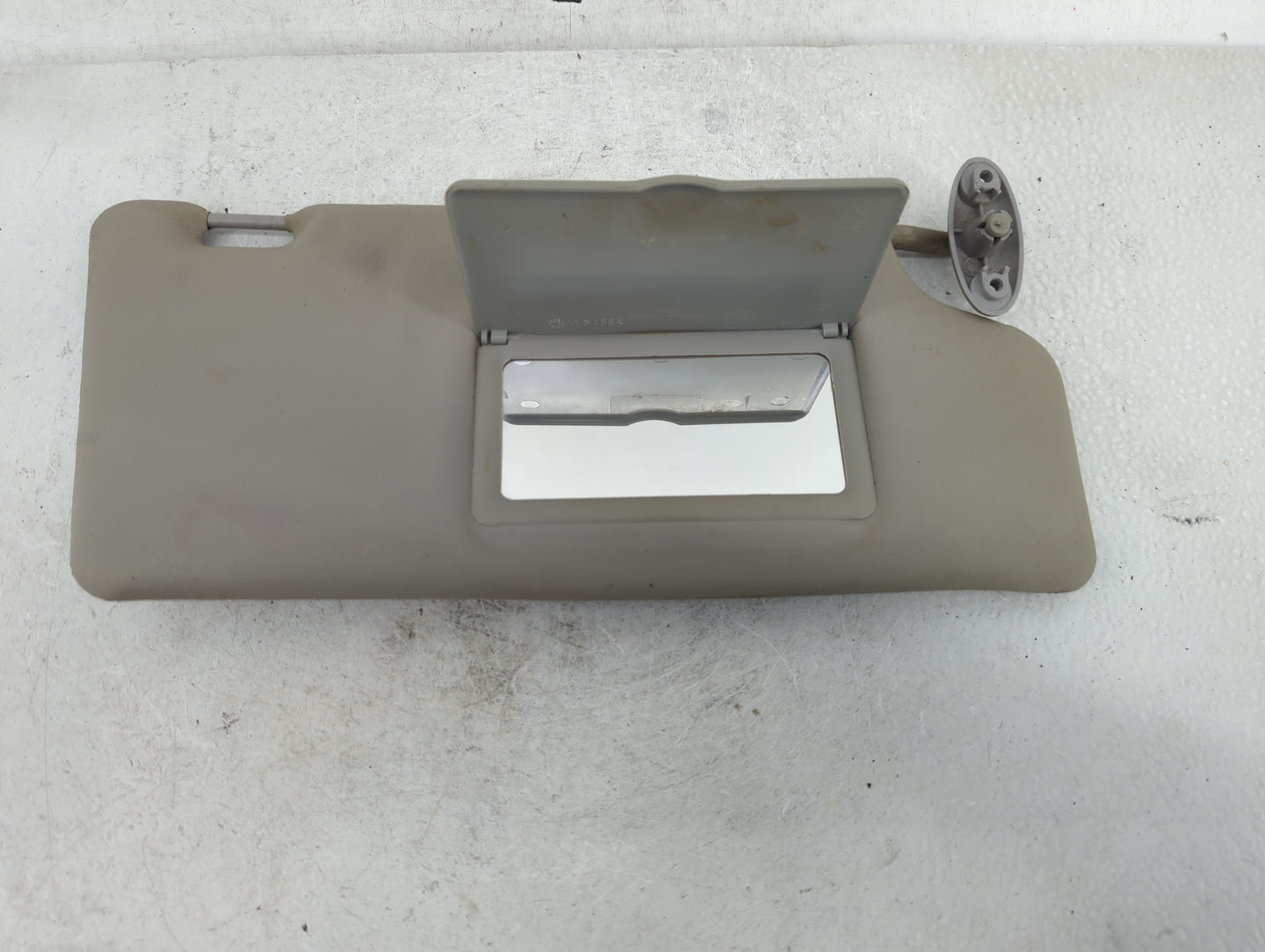 2000-2004 Ford Focus Sun Visor Shade Replacement Passenger Right Mirror Fits Fits 2000 2001 2002 2003 2004 OEM Used Auto Par