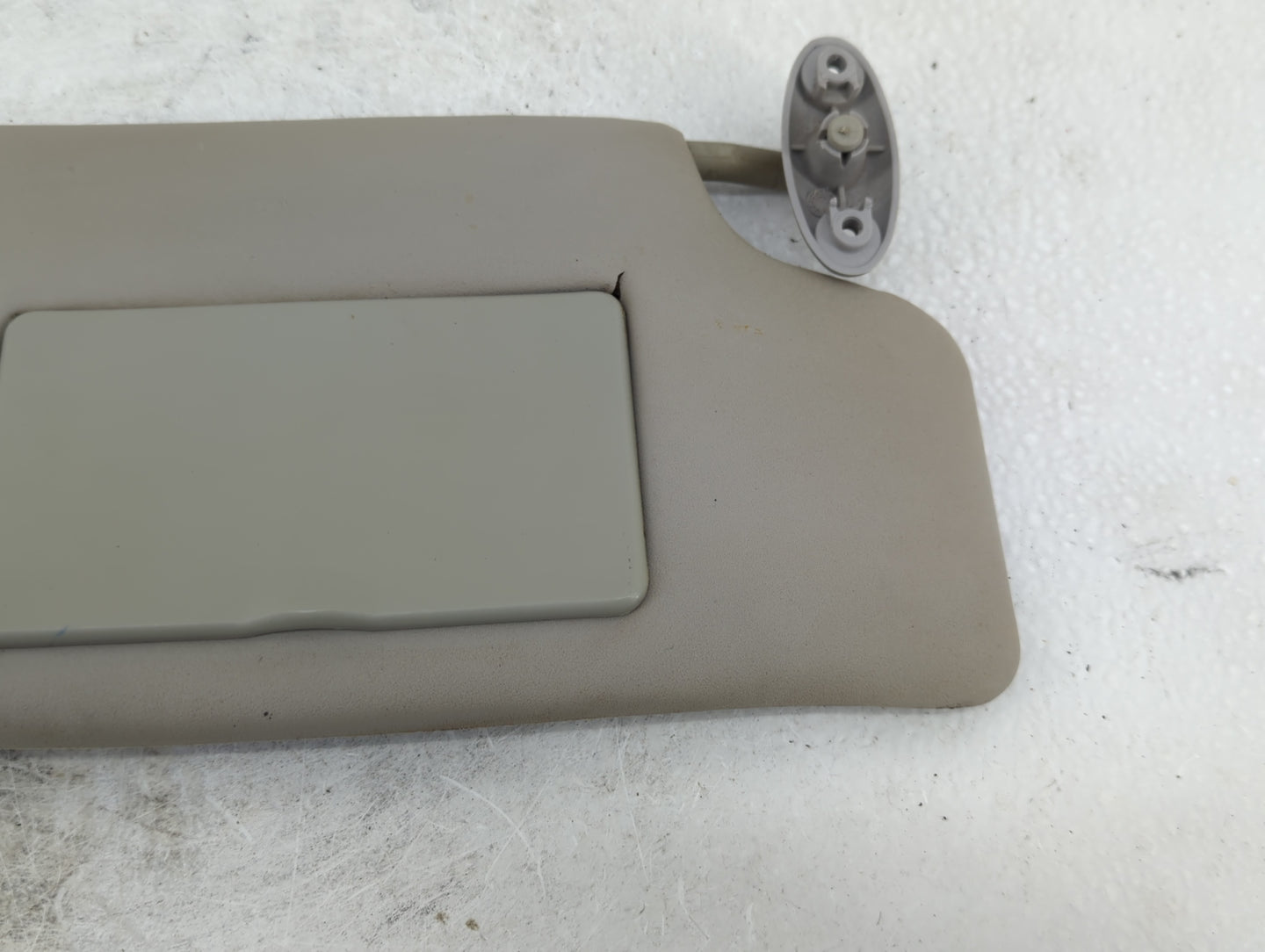 2000-2004 Ford Focus Sun Visor Shade Replacement Passenger Right Mirror Fits Fits 2000 2001 2002 2003 2004 OEM Used Auto Par