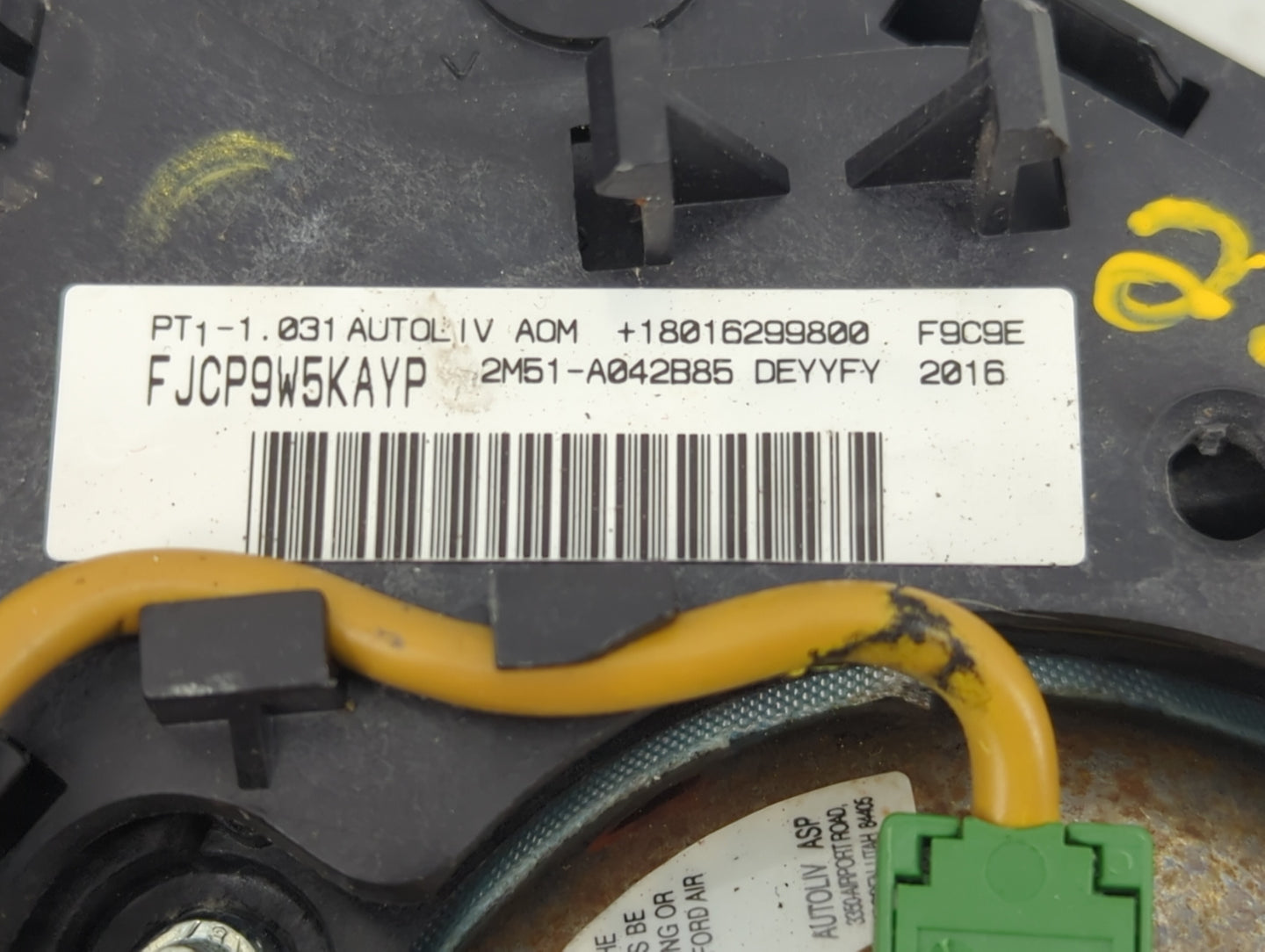2002-2004 Ford Focus Air Bag Driver Left Steering Wheel Mounted - Oemusedautoparts1.com