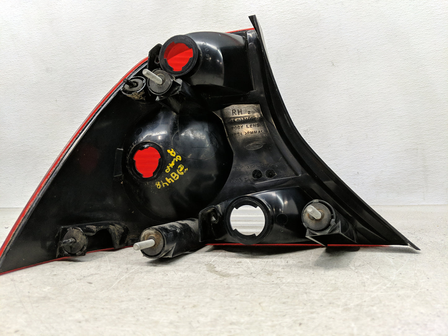 2002-2004 Ford Focus Tail Light Assembly Passenger Right OEM Fits Fits 2002 2003 2004 OEM Used Auto Parts - Oemusedautoparts
