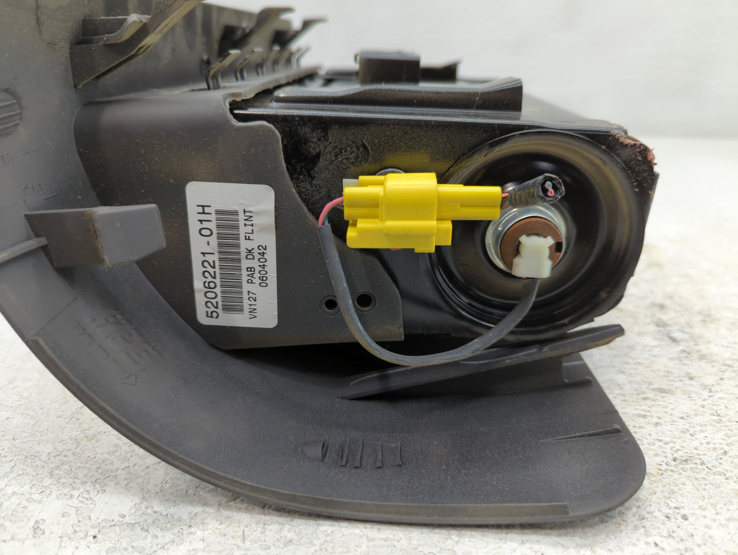 2004 Ford Ford E350 Van Passenger Glove Box Door Storage Compartment - Oemusedautoparts1.com