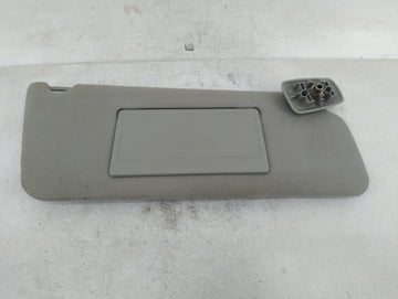 2004 Ford Ford F150 Pickup Sun Visor Shade Replacement Passenger Right Mirror Fits Fits 2005 2006 2007 2008 OEM Used Auto Pa