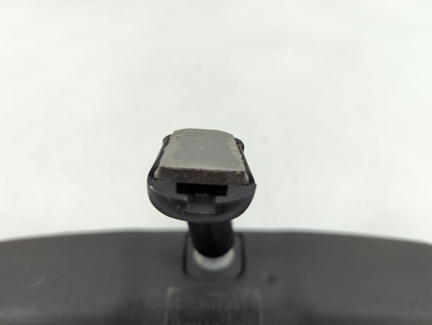 2004 Ford Ford F150 Pickup Interior Rear View Mirror Replacement OEM Fits OEM Used Auto Parts - Oemusedautoparts1.com