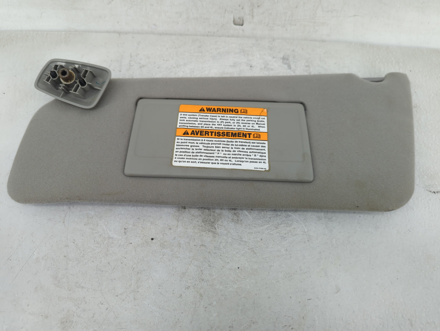2004 Ford Ford F150 Pickup Sun Visor Shade Replacement Driver Left Mirror Fits Fits 2005 2006 2007 2008 OEM Used Auto Parts 