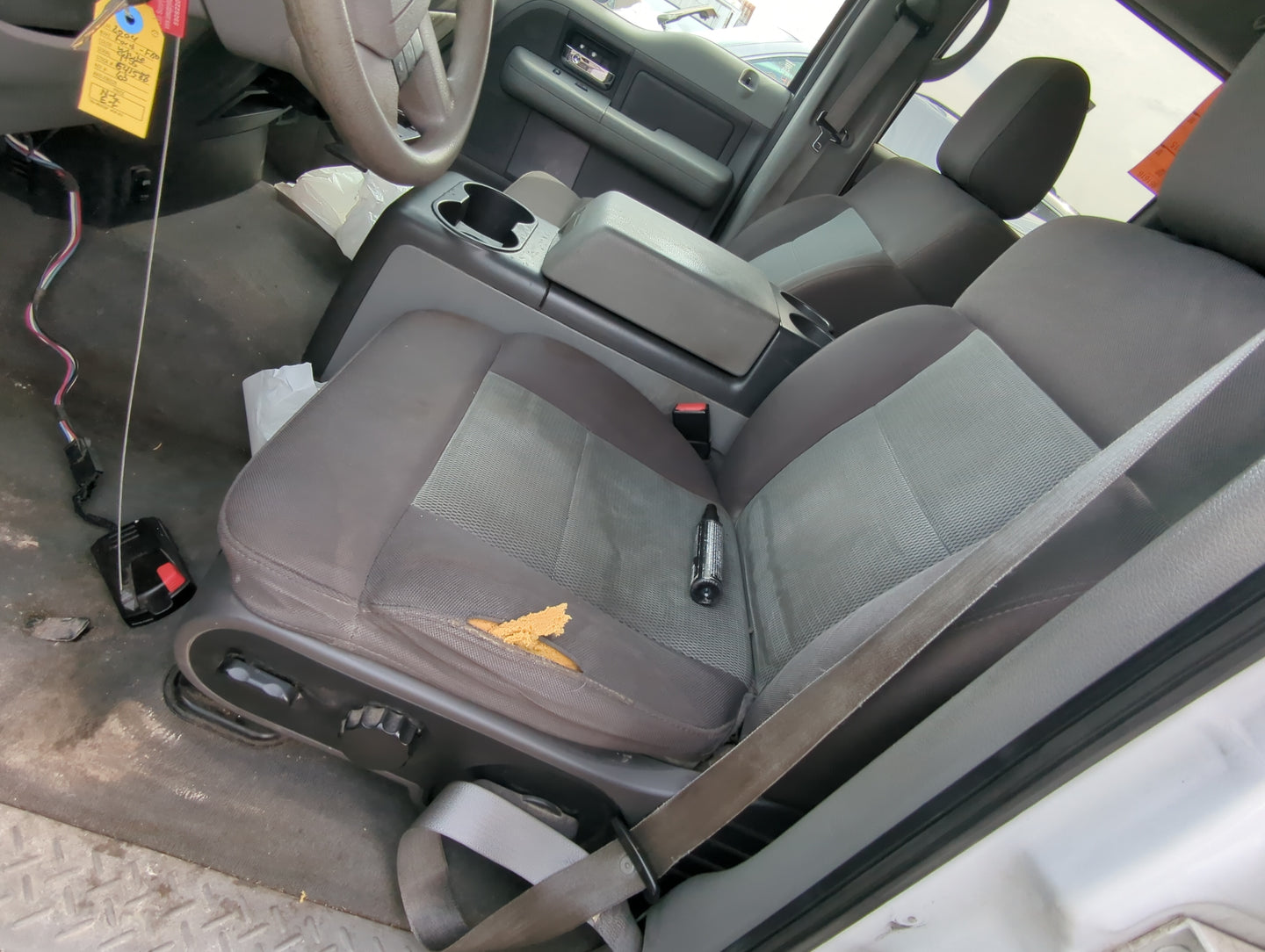 Ford Ford F150 Pickup Driver Front Seat Oem - Oemusedautoparts1.com