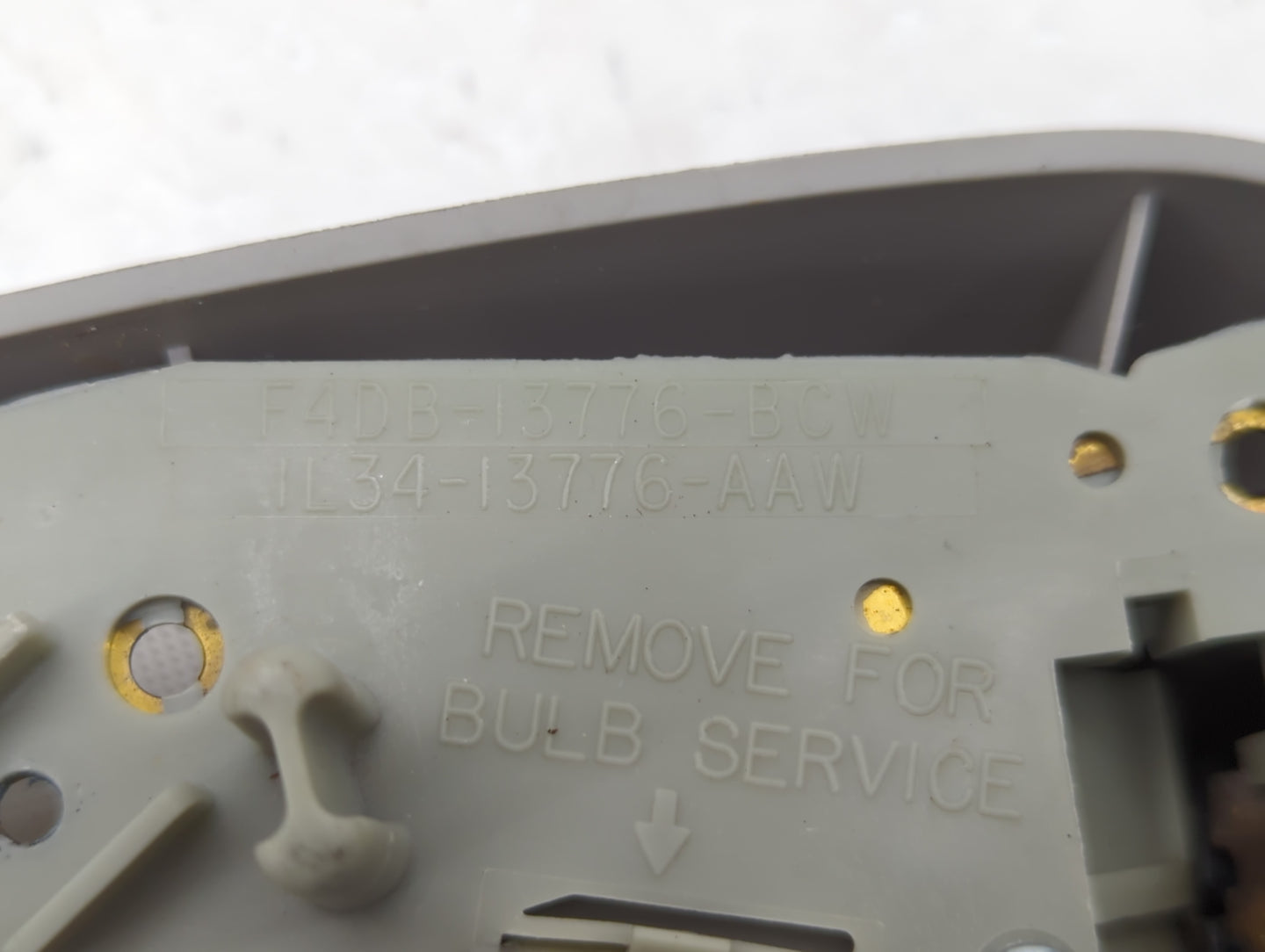 Ford Ford F350sd Pickup Overhead Roof Console Interior Dome Light - Oemusedautoparts1.com