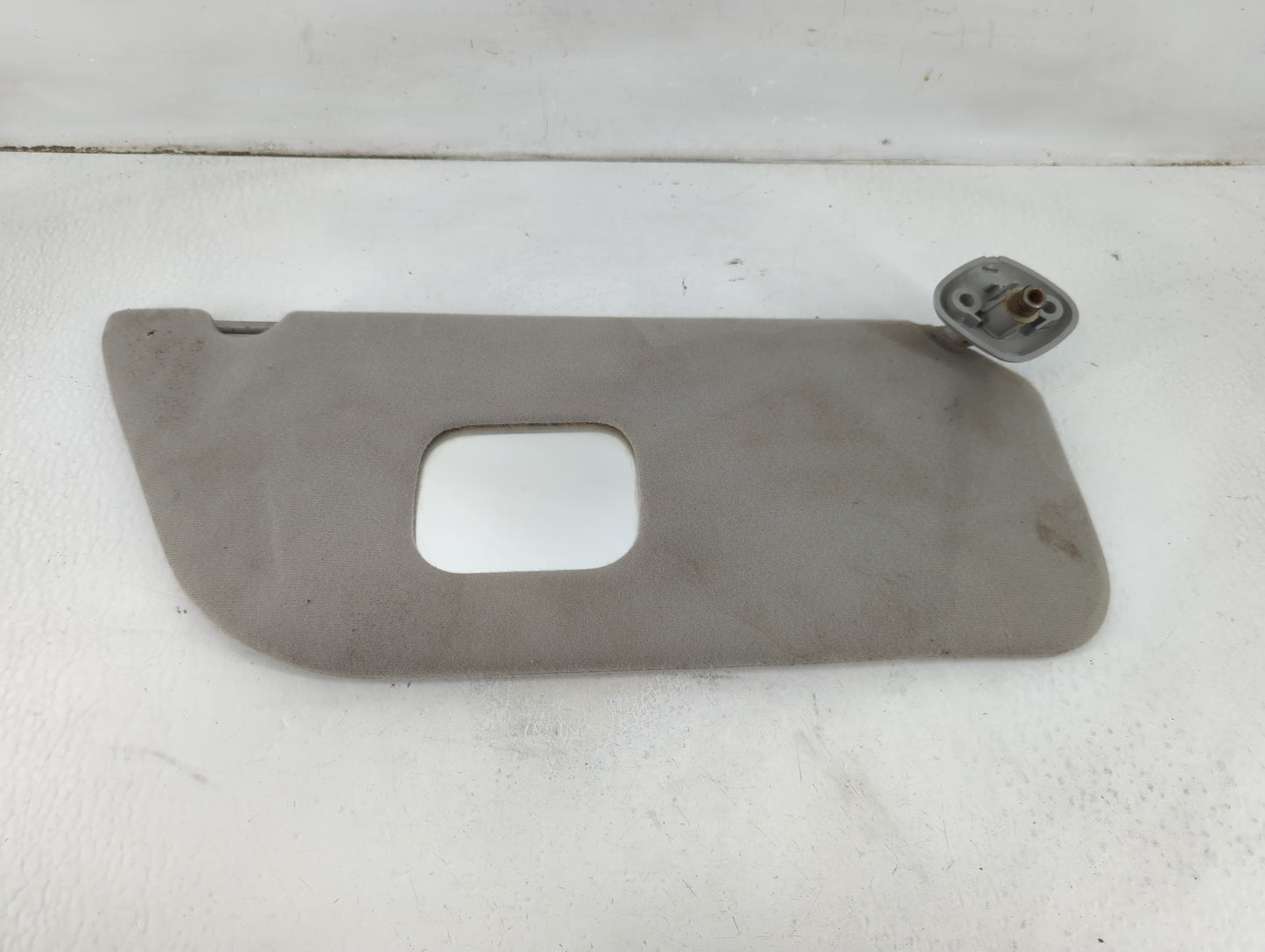 2004 Ford Ford F350sd Pickup Sun Visor Shade Replacement Passenger Right Mirror Fits OEM Used Auto Parts - Oemusedautoparts1