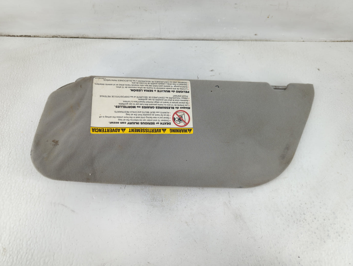 2004 Ford Ford F350sd Pickup Sun Visor Shade Replacement Passenger Right Mirror Fits OEM Used Auto Parts - Oemusedautoparts1