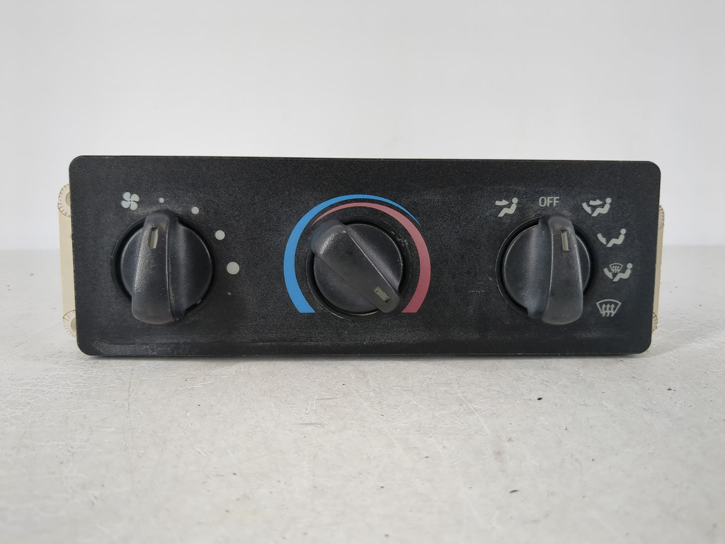 2004 Ford Ford F350sd Pickup Climate Control Module Temperature AC/Heater Replacement Fits Fits 1999 2000 2001 2002 2003 OEM