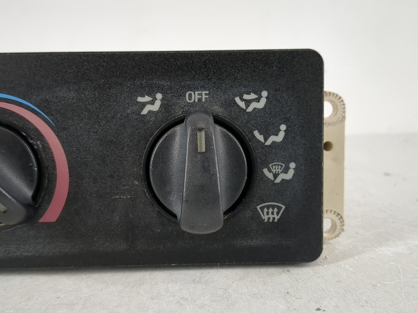 2004 Ford Ford F350sd Pickup Climate Control Module Temperature AC/Heater Replacement Fits Fits 1999 2000 2001 2002 2003 OEM