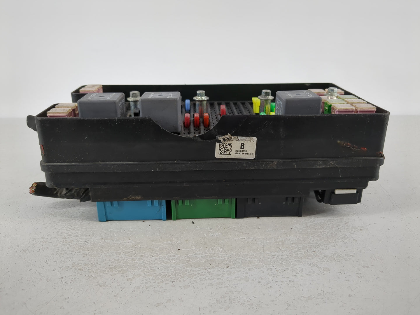 2004-2005 Ford Freestar Fusebox Fuse Box Panel Relay Module Fits Fits 2004 2005 OEM Used Auto Parts - Oemusedautoparts1.com