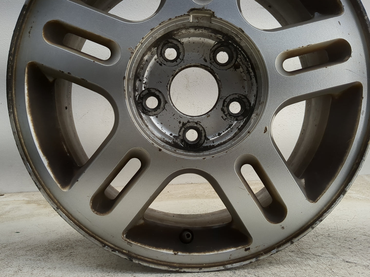 2004-2007 Ford Freestar Oem Wheel Rim 1179971 - Oemusedautoparts1.com